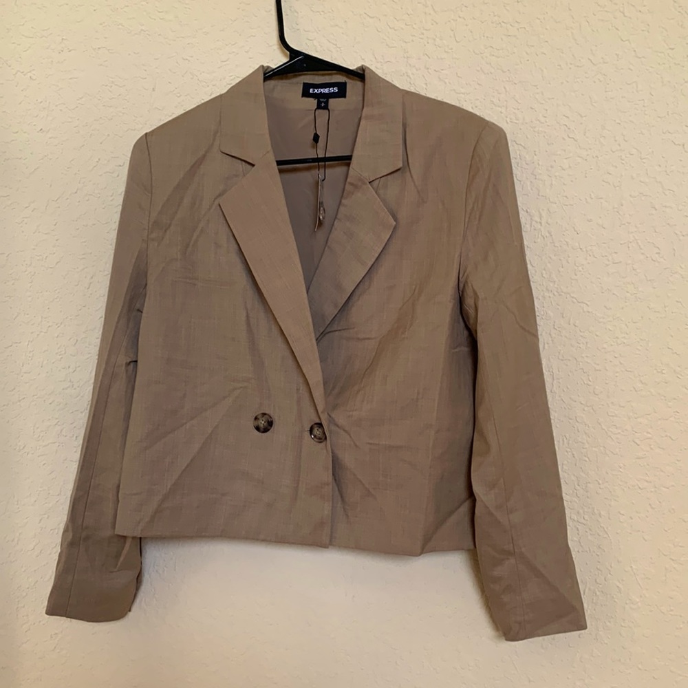 Express Khaki Long Sleeve Blazer w/ accented buttons. Size small.Great condition